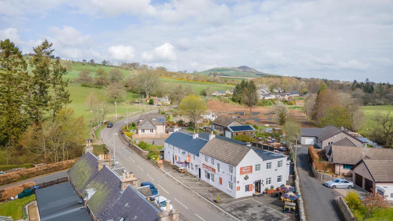 Bonchester Bridge Horse And Hound Country Inn מראה חיצוני תמונה