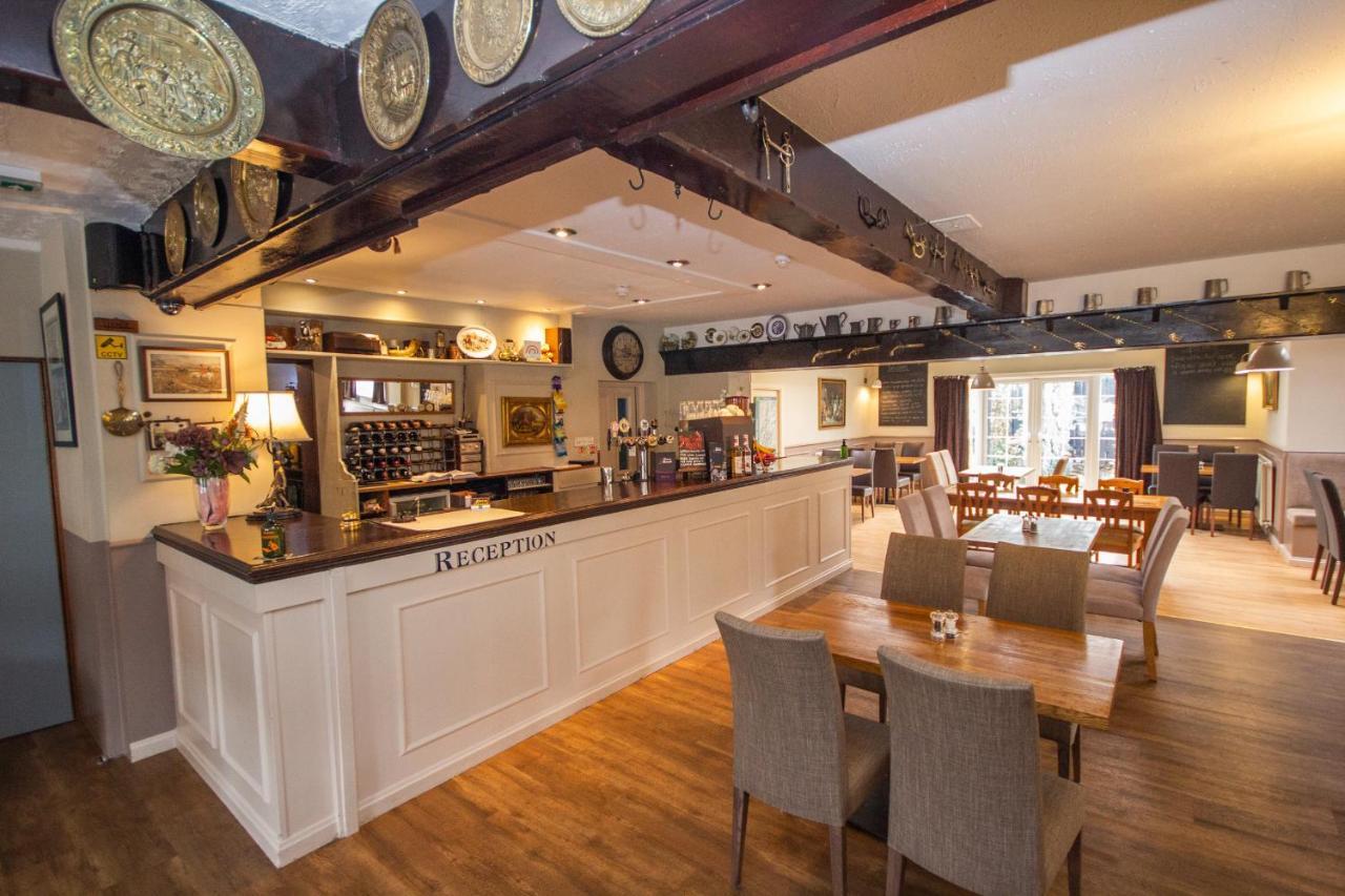 Bonchester Bridge Horse And Hound Country Inn מראה חיצוני תמונה