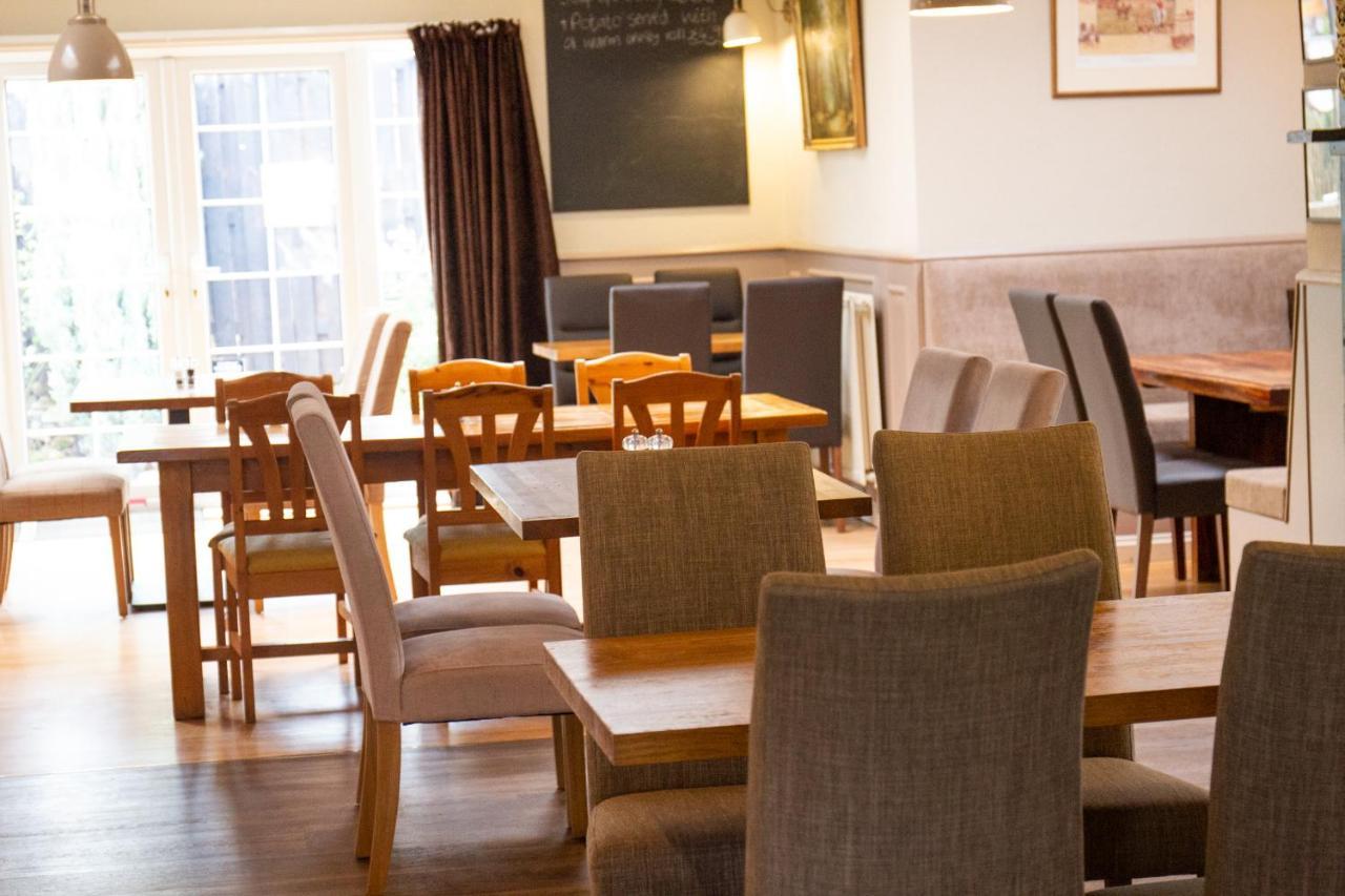 Bonchester Bridge Horse And Hound Country Inn מראה חיצוני תמונה
