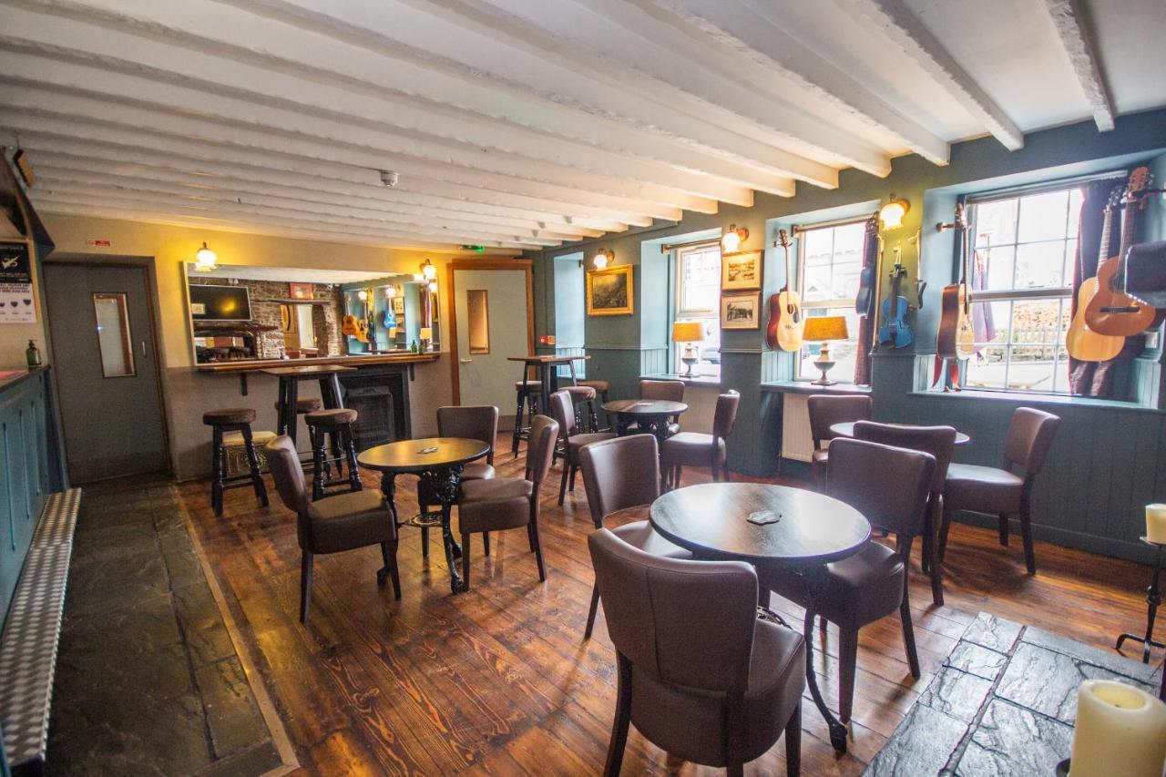 Bonchester Bridge Horse And Hound Country Inn מראה חיצוני תמונה